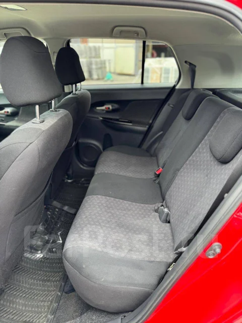 Toyota ist. ��������, ��������, 1.5 (109��.�.), ������, 163 000����. �� ����