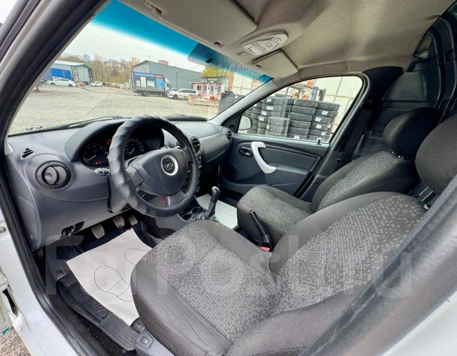 ���� ������. ��������, ��������, 1.6 (106��.�.), ������, 205 000����. �� ����