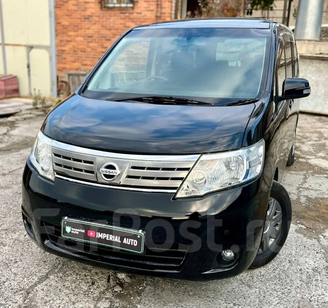 Nissan Serena. ��������, ��������, 2.0 (137��.�.), ������, 235 000����. �� ����