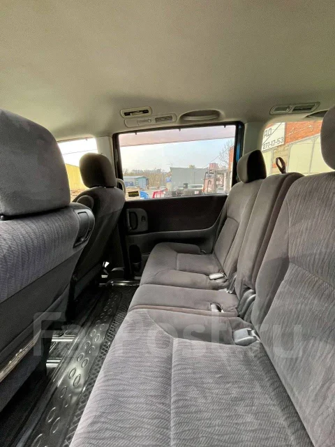 Nissan Serena. ��������, ��������, 2.0 (137��.�.), ������, 235 000����. �� ����