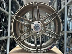 Cosmic MRII. 9.5x18", 5x114.3, ET22, �� 73,1���. ��� ����� �� �����-���������� ����