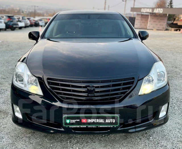 Toyota Crown. �������, ������, 2.5 (215��.�.), ������, 180 000����. �� ����