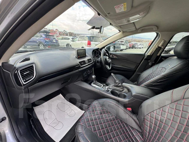 Mazda Axela. �������, 4wd, 1.5 (111��.�.), ������, 170 000����. �� ����