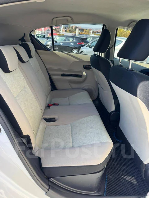 Toyota Aqua. ��������, ��������, 1.5 (74��.�.), ������, 133 000����. �� ����