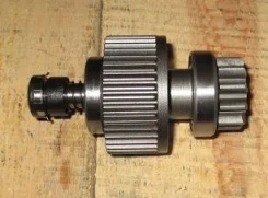 ������� (��������� ��������) Isuzu 4HF1 4HG1 [8-97025-671-0] 11T L=115 8970256710 ����