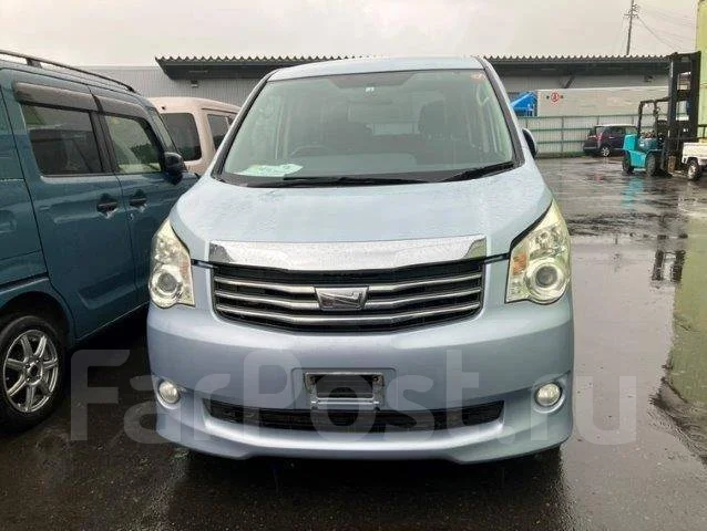 Toyota Noah ����