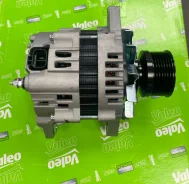 ��������� Komatsu PC200-6 S6D95L S6S102 [ 600-821-6190 ] 24V 25A 6008216190 ����