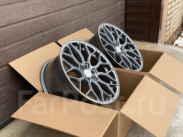 Vossen HF-2. 8.5x20", 5x114.3, ET35, �� 73,1���. ����