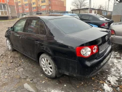 Volkswagen Jetta ����