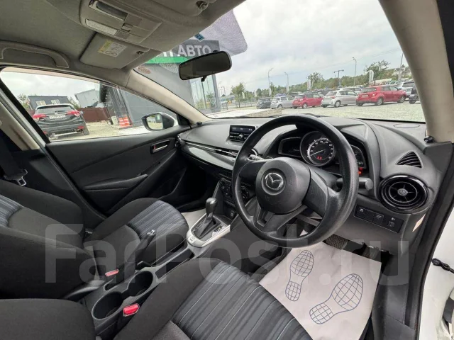 Mazda Demio. �������, ��������, 1.3 (92��.�.), ������, 72 000����. �� ����