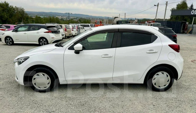 Mazda Demio. �������, ��������, 1.3 (92��.�.), ������, 72 000����. �� ����