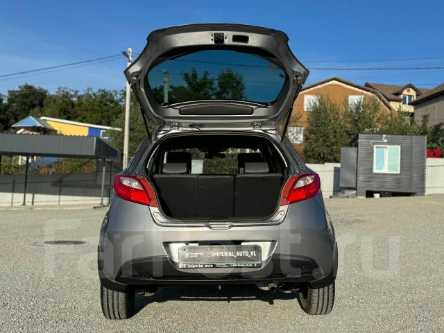 Mazda Demio. ��������, ��������, 1.3 (90��.�.), ������, 167 000����. �� ����