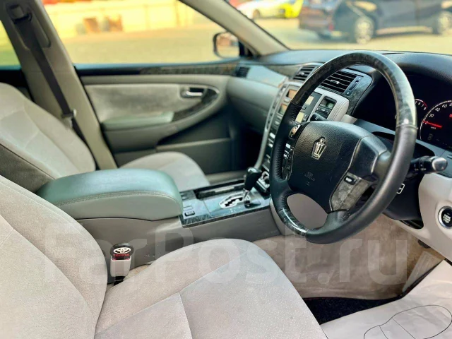 Toyota Crown. �������, ������, 2.5 (215��.�.), ������, 180 000����. �� ����