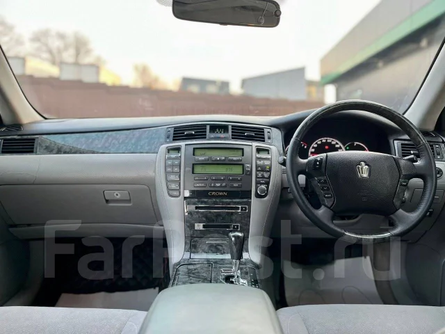Toyota Crown. �������, ������, 2.5 (215��.�.), ������, 180 000����. �� ����