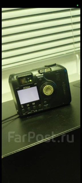 Nikon Coolpix 4300 ����