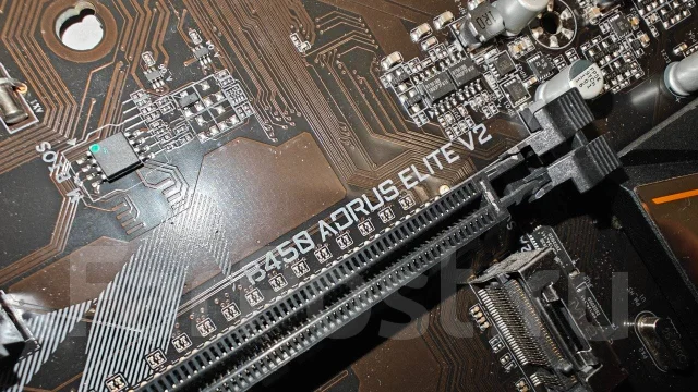 Socket AM4 ����