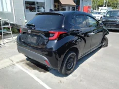 Toyota Yaris. MXPA15, M15A ����