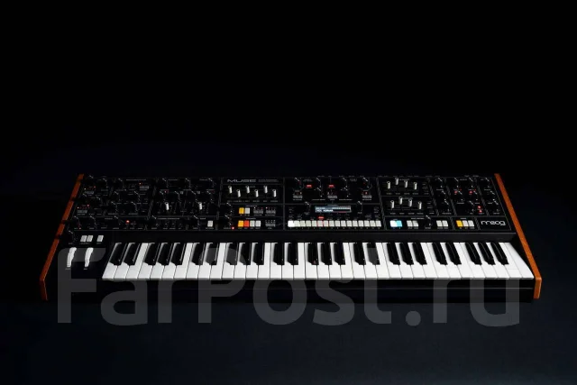 ���������� ���������� Moog Muse ����
