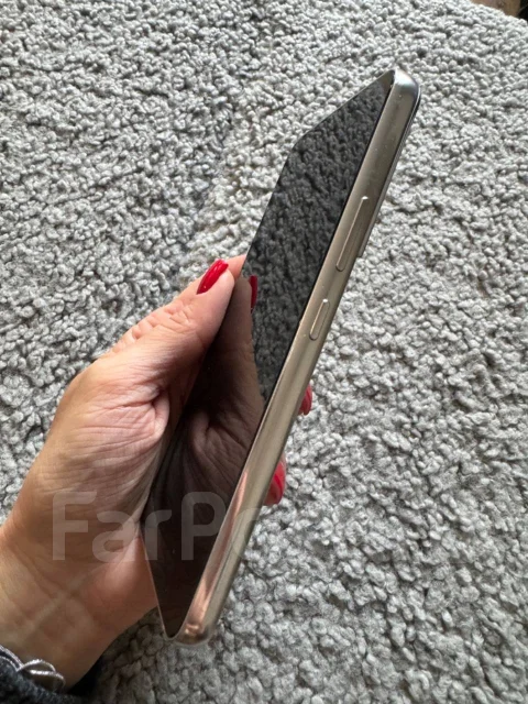 Samsung Galaxy S22. �/�, 256 ��, ����� ����