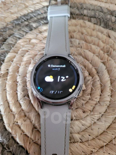 Samsung Galaxy Watch6 Classic ����