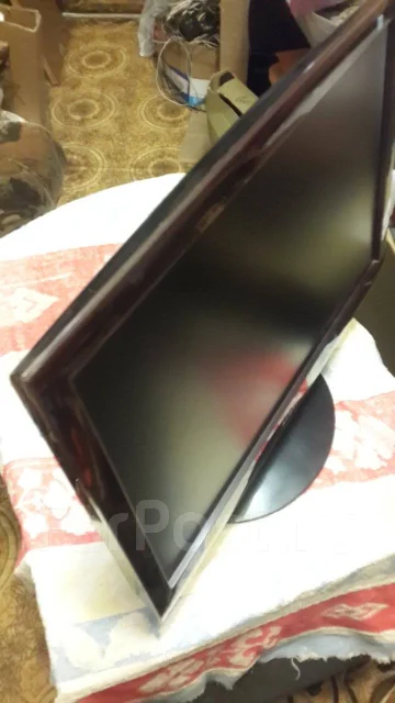 Samsung. 22" ����