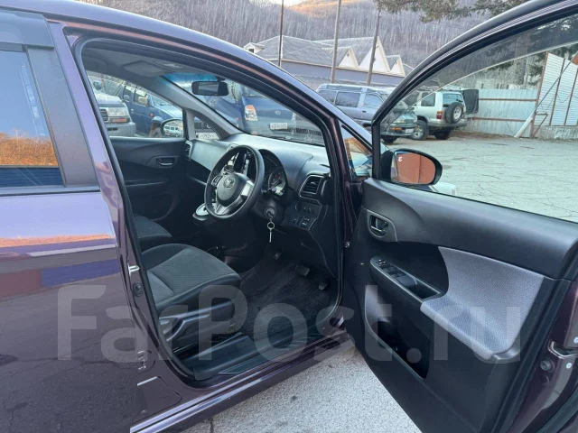 Toyota Ractis. �������, 4wd, 1.5 (110��.�.), ������, 203����. �� ����