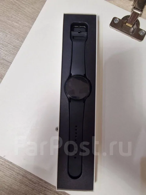 Samsung Galaxy Watch4. GPS, NFC, IP67 ����