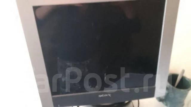 Sony. 17" ����