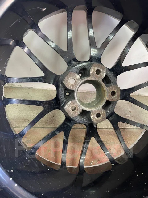 Weds Novaris. 9.5x18", 5x114.3, ET44, �� 70,1���. ����