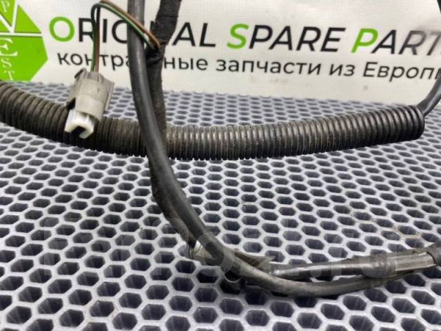   Bmw 5-Series 2001 61128369264 E39 Touring M57D25 256D1 61128369264 