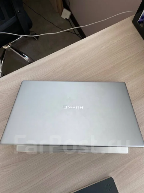 Huawei MateBook D 15 BOB-WAI9. 15", 2,1����, ��� 8 ��, ���� 256���, WiFi: 1, Bluetooth: 1, ����������� �� 3��. ����