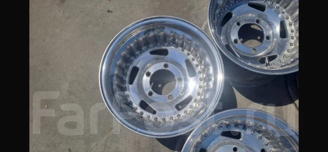 Centerline Wheels. 9.0x15", 5x139.7, ET-30 ����