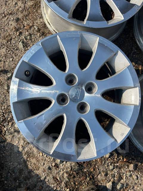 Daihatsu. 6.0x15", 4x100, ET40 