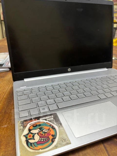 HP 15s. ��� 4 ��, WiFi: 1, Bluetooth: 1 ����
