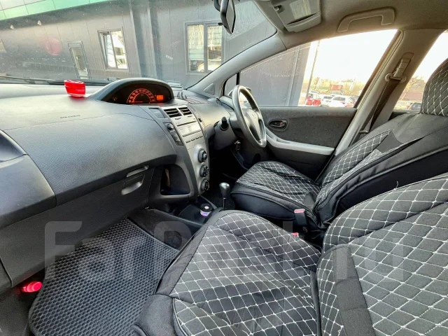 Toyota Vitz. ��������, ��������, 1.3 (87��.�.), ������, 386 000����. �� ����