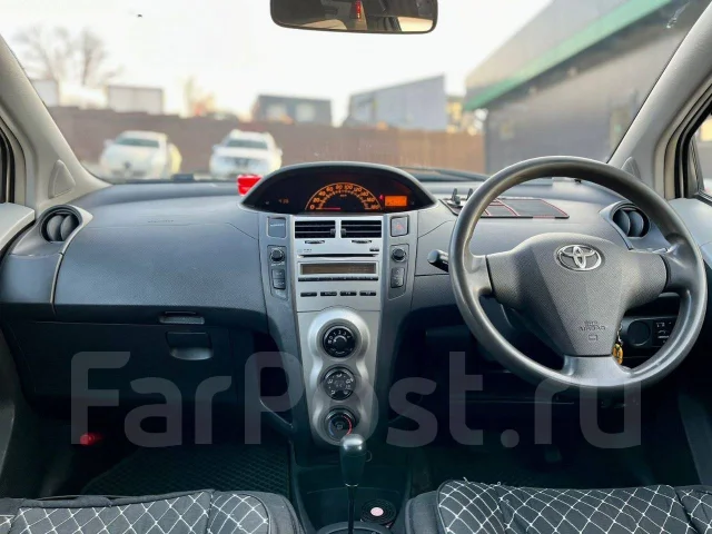 Toyota Vitz. ��������, ��������, 1.3 (87��.�.), ������, 386 000����. �� ����