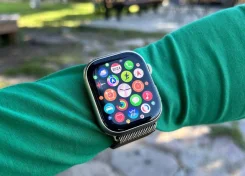 Apple Watch Series 10. GPS, NFC, IP67, IP68 ����