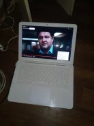 Apple MacBook. ���� 256���, WiFi: 1, Bluetooth: 1 ����