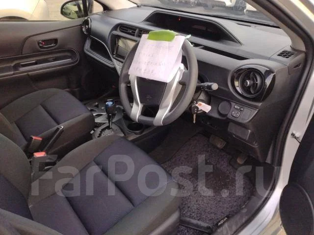 Toyota Aqua. NHP10, 1NZFXE ����