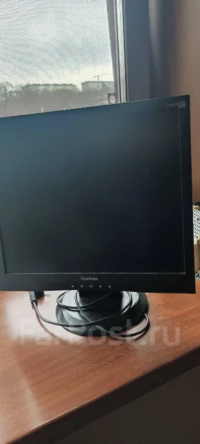 ViewSonic. 19" ����