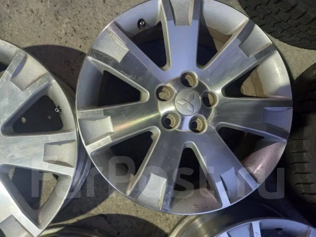 Mitsubishi. 7.0x18", 5x114.3, ET38, �� 67,1���. ����