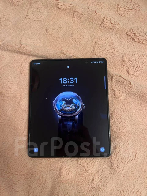 Samsung Galaxy Fold. �/�, 512 ��, ������ ����