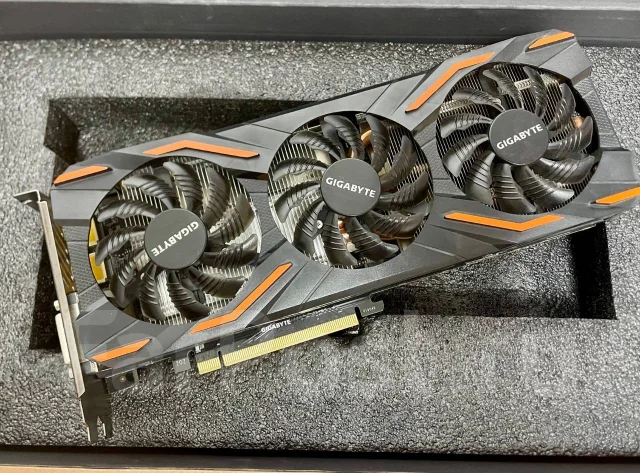 GeForce GTX 1080 ����