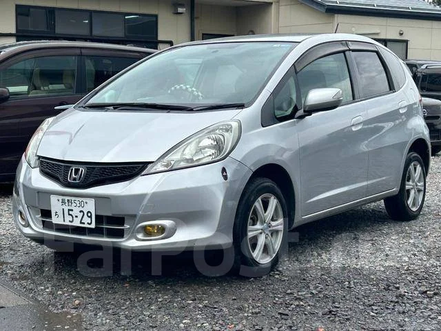Honda Fit. �������, 4wd, 1.3, ������, �/�. ��� ����� �� ������������ ����