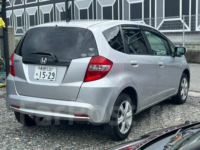 Honda Fit. �������, 4wd, 1.3, ������, �/�. ��� ����� �� ������������ ����