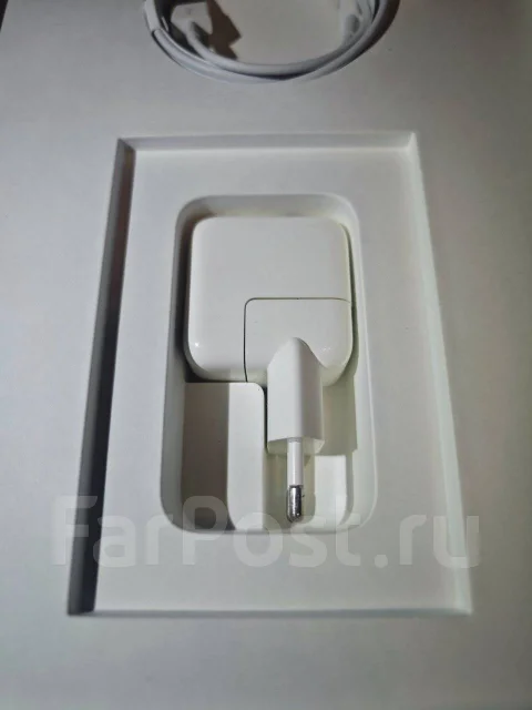 Apple iPad 7 ����