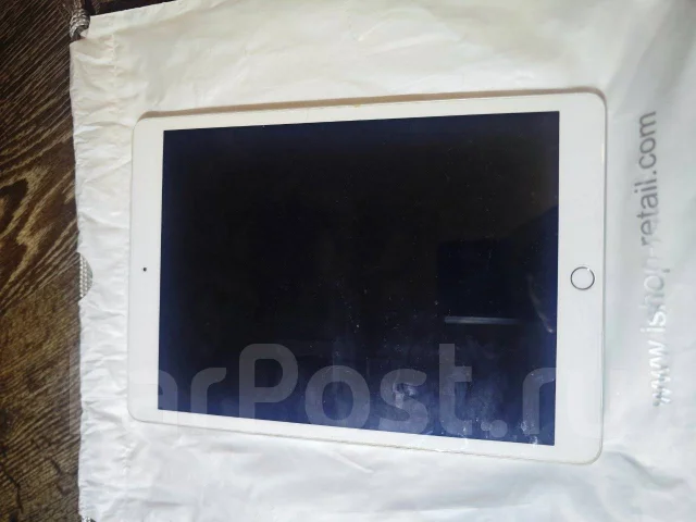Apple iPad 7 ����