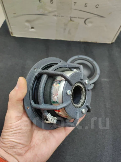 Dynaudio ����