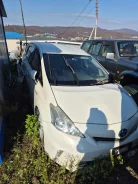 Toyota Prius a. ZVW413367601, 2ZR6246874 ����
