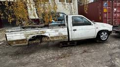 Nissan Datsun. PGD21002068 ����